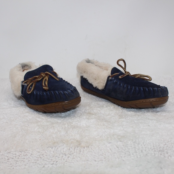 L.L. Bean Shoes - LL Bean Wicked Good Shearling Moc Slippers Blue 7